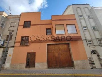 Casa de poble 5 habitacions, Duplex