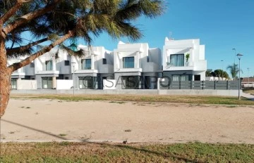 Villa 3 habitacions