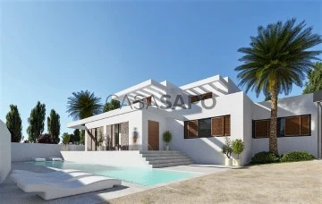 Villa 4 Bedrooms