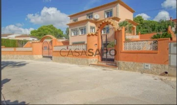 Villa 5 Bedrooms Triplex