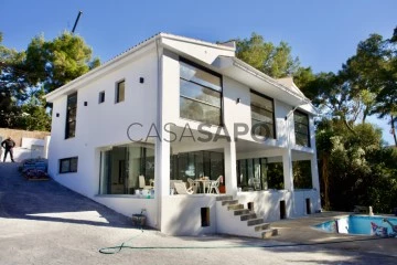 Villa 4 Bedrooms