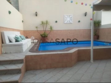 Vivienda adosada 4 habitaciónes, Duplex