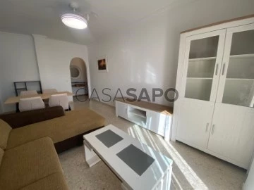 Flat 2 Bedrooms Triplex