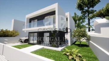 Detached House 4 Bedrooms Duplex