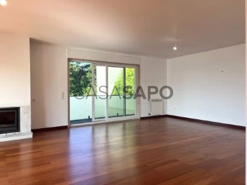 Apartamento T4