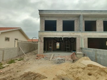 House 4 Bedrooms