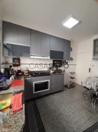 Apartamento 4 Quartos