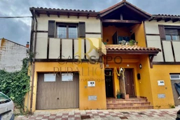 Town House 3 Bedrooms Duplex