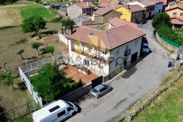 Casa 4 hab. + 1 hab. auxiliar, Duplex