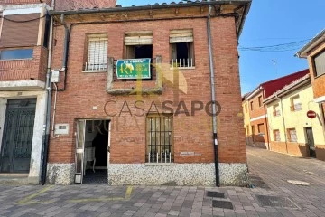 Casa 4 hab. + 2 hab. auxiliares, Duplex