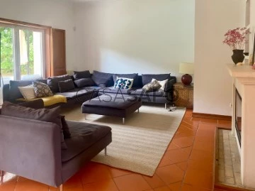 Casa 4 habitación + 1 hab. auxiliar