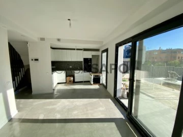 Pareado 3 habitaciones, Triplex