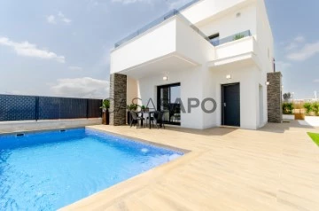 Villa 3 Bedrooms Triplex