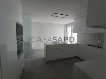 Apartment 3 Bedrooms Triplex