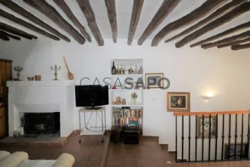 Casa de poble 4 habitacions