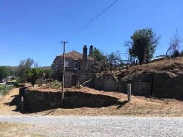 Old House 2 Bedrooms