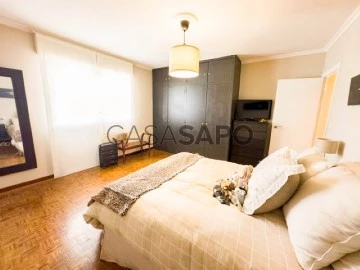 Piso 4 habitación + 1 hab. auxiliar