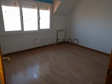 Vivienda adosada 3 habitaciones