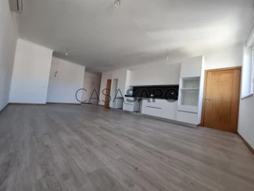 Apartamento 2 habitaciones + 2 hab. auxiliares