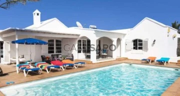 Villa 4 Bedrooms