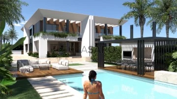 Villa 4 Bedrooms