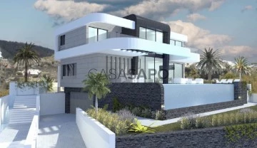 Detached House 4 Bedrooms