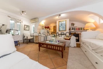 Semi-Detached House 2 Bedrooms