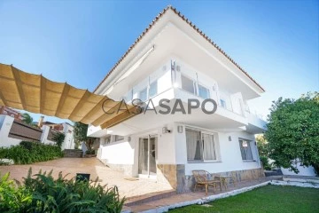 Detached House 6 Bedrooms