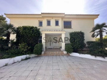 Villa 5 Bedrooms Triplex