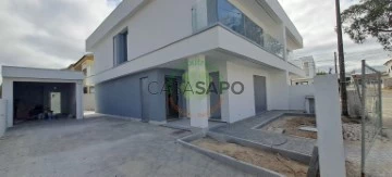 Casa 4 habitaciónes, Duplex