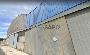 Espaços comerciais ou armazéns para venda em Barreiro e Lavradio, Barreiro,  Setúbal - SUPERCASA