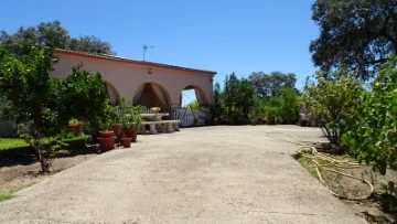 Casa con parcela 4 habitaciones