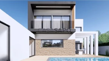 Detached House 4 Bedrooms Duplex