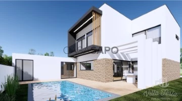 Detached House 4 Bedrooms Duplex