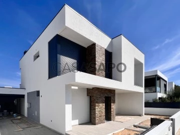 Casa 4 habitaciónes, Duplex