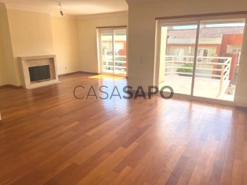 Vivienda pareada 4 habitaciones, Triplex