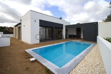 Detached House 4 Bedrooms