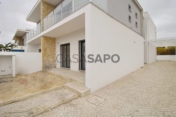 Vivienda pareada 4 habitaciónes, Duplex