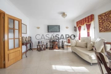 Apartamento 2 habitaciones + 1 hab. auxiliar