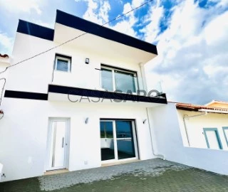 House 3 Bedrooms Duplex