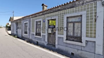 Old House 3 Bedrooms