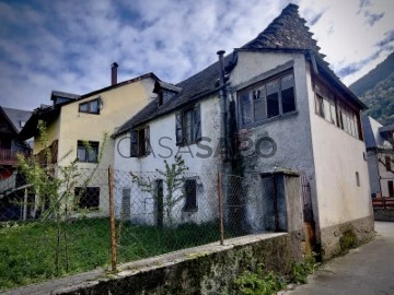 Casa antiga 1 habitació + 1 hab. auxiliar