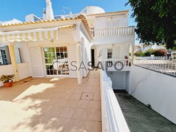 Semi-Detached House 5 Bedrooms