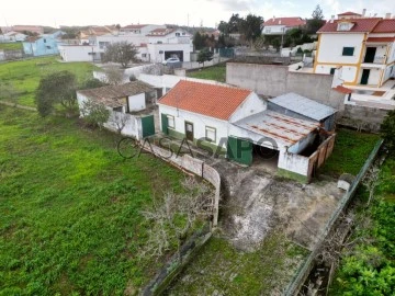 Casa 2 habitaciones + 1 hab. auxiliar