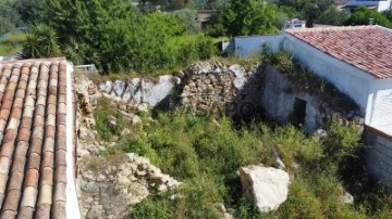 Ruine 3 Pièces