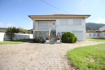 Casa 5 habitaciones +  2 hab. auxiliares