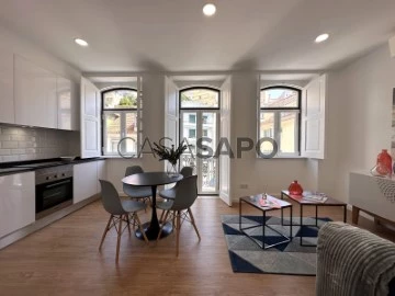 Apartment 2 Bedrooms Triplex