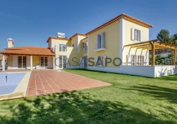 Detached House 4 Bedrooms Triplex