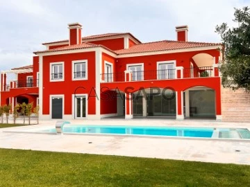 Detached House 6 Bedrooms Triplex