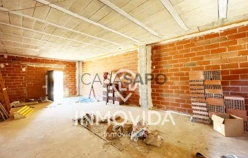 Casa amb parcel·la 4 habitacions